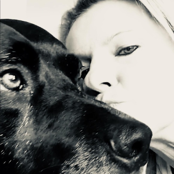 Meet your Posher, Davina - Picture 1 of 1